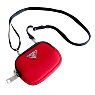 全新PRADA紅色黑三角LOGO斜跨包零錢包小廢包 意大利頂級奢侈名牌