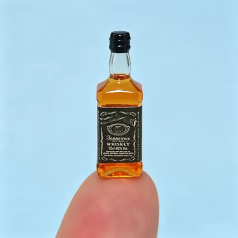 1/12 Dollhouse Miniature Whisky Bottle Set - Resin Wine Bottle Model for Dollhouse Bar & Scene Decor