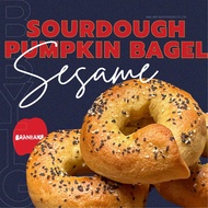 Sourdough Pumpkin Sesame Bagel (เบเกิลซาวโดว์ฟักทองไส้งา)