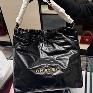 Chanel 22 Bag 黑金中號
