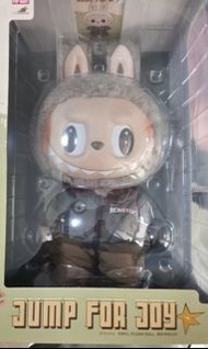 全新絕版飛行員labubu