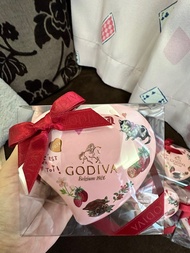 清埋佢 現貨日本Godiva 情人節 心型鐵盒朱古力 5粒 禮盒裝 情人節禮物