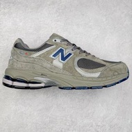 New Balance 2002R ML2002RA