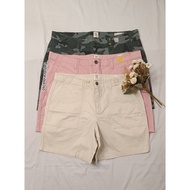 G19 unisex Shorts (B)