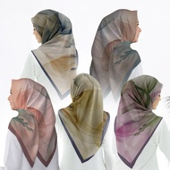 TWO-TONE GRADUATED SQUARE HIJAB ARWEN SERIESOMBRE