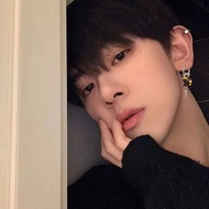 New Light Luxury High-End Cone Gold and Silver Unique Earrings Niche Tassel Ear Clips Non-Pierced Ti