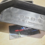 Lower Right Headlamp Mount Bracket bmw E46 318I 323I 325I 99-04 Used