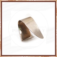 1066-2 Metal Thumb Pick