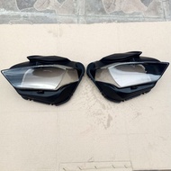 Yamaha r 25 headlight cover rightKiri, old new R25 headlight cover, R25 headlight glass