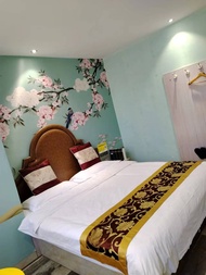 Qujing Yuanlaiyou Boutique Hotel