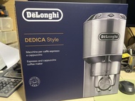 DeLonghi 咖啡機 EC685.M