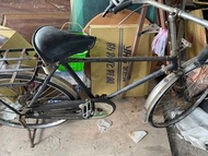 古董鐵製腳踏車