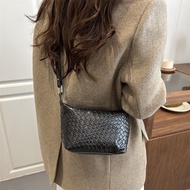 Cod Popular Fashion Boston Pillow Bag Women 2025 Autumn Ladies Crossbody Bag Trendy All-Match Commut