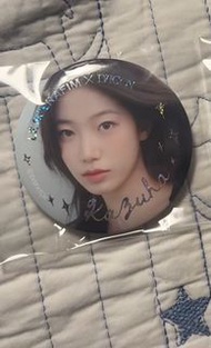 [收] LE SSERAFIM DICON Kazuha 徽章