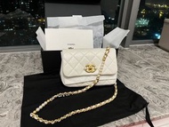 Chanel 2022 最新限量珍珠包