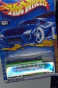 Hot Wheels 2001 041 Fossil Fuel Series Green School Bus 1/4 Triceratops 1:64 Scale