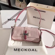 MECKOAL กระเป๋าสะพายข้างเดียวช่องออกแบบเดิมสีม่วงอ่อนกระเป๋าทรงบาแก็ตต์ผู้หญิงใหม่ของ Messenger อินเ