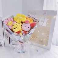 預購 小熊維尼 公仔 畢業 送禮 eeyore 跳跳虎 piglet 豬仔 小豬 生日 情侶 禮物 花束 winnie the pooh 情人節 週年紀念 七夕 收藏 tsum tsum