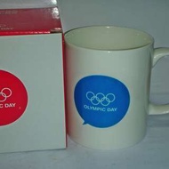 A皮商旋.(特色馬克杯)全新附盒OLYMPIC DAY 2015國際奧林匹克路跑紀念馬克杯!/5房櫃/-P