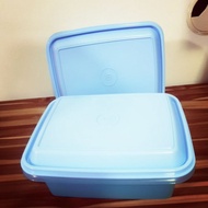 Tupperware containers