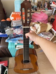 Yamaha 古典吉他