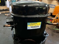 คอมเพรสเซอร์ตู้แช่เครื่องดื่ม ขนาด1-2ประตู น้ำยา R134 รหัส AE2410Y