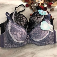 {A & J} 6877 Big B Small C Cup Hand Support Underwear Japanese Style Lace Gorgeous Beauty (2 Breaste
