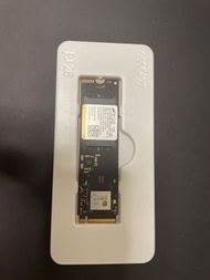 SSD 512GB 新機拆出