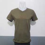 Baju Kaos GUESS - USA - Size S - Lebar Dada 48 cm - Original - Second