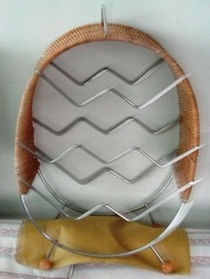 曾使用 橢圓形蛋型 不鏽鋼架 籐織外圍 盛酒架 存酒座 used Elliptic Egg Shape Wine Stand