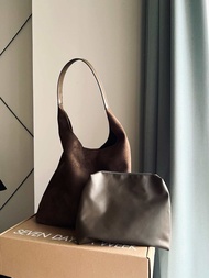 seven days a week - LINA SUEDE TOTE BAG (with inner bag)