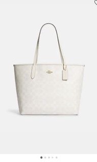 [Coach代購]Mollie Tote 25 斜孭袋