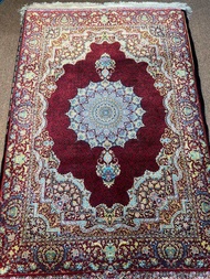 "Elegantly Woven Persian Silk on Silk Carpet, 100x150 cm, 5x3 ft, Crafted in Iran for Timeless Opule