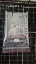 PS3 主機 內置 硬碟架 硬碟 底座 支架 含固定螺絲 直插式{厚機80G 40G那批}單零件 無硬碟【YJ】維二商店