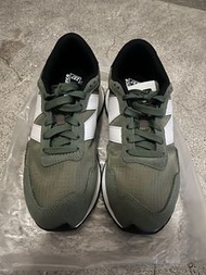 New Balance 全新MS237UT1 墨綠24cm 6us