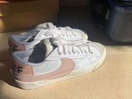 Nike blazer low jumbo