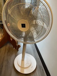 夏普16吋電風扇