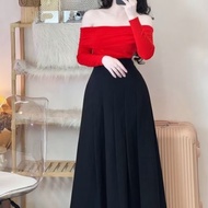 Long pleated skirt in snow and rain fabric, size SMLXL, waist under 82cm, beautiful to wear, flatter