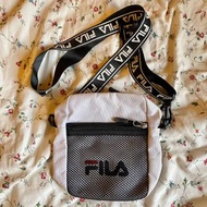 Fila 斜背包