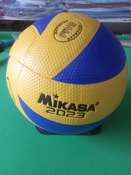 1pc. MIKASA 2023 MVA200 VOLLEYBALL BALL / VOLLEYBALL / BALL