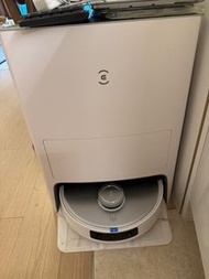 Ecovacs Deebot 掃地機器人