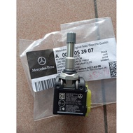 TYRE PRESSURE SENSOR MERCEDES W222 W177 W213 W238 W222 Part 0009053907 0009050030 (100%ORIGINAL)