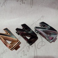 Belt buckle head 4 cm wide