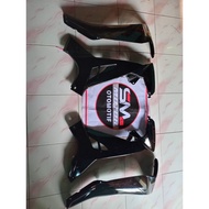 OUTER WINGS AND INNER WINGS YAMAHA VEGA R NEW.Black Black