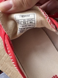 Onitsuka Tiger 紅色帆布鞋