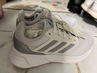 adidas 愛迪達 慢跑鞋 女鞋 運動鞋 緩震 灰白 GW4133 GALAXY 6 W