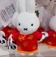 Miffy 兔年 新年 公仔 時鐘 日本製 掛鐘 熊貓 旗袍 春節 紅色 格仔 日本限定 米菲兔仔 鎖匙扣 包包掛飾 毛公仔 小花朵 掛件 日本限定 miffy style made in japan