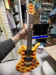 Hide mini yellow heart結他