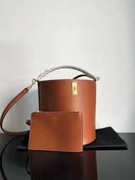 Celine teen bucket 16水桶包