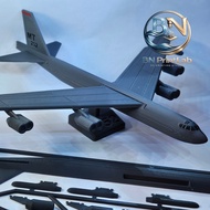 Unique Kit Card B-52 Stratofortress Model - Compact Giant System Display Toy
